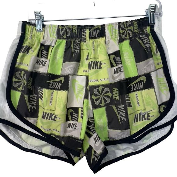 Nike ICON Clash Oregon Womens Dri-Fit Tempo Shorts medium - Picture 7 of 16